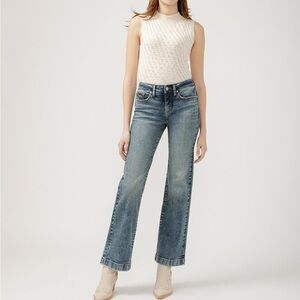 NWT Silver Jeans Suki Mid Rise Trouser Leg Jeans